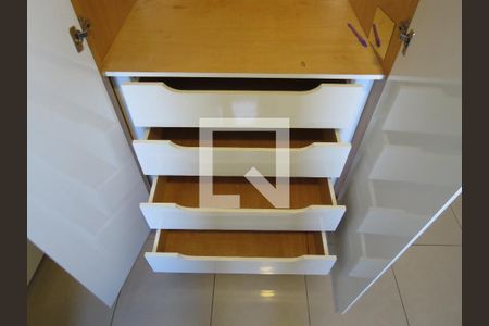 Quarto 1 (Gavetas) de apartamento à venda com 3 quartos, 70m² em Freguesia do Ó, São Paulo