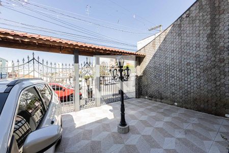 Casa à venda com 180m², 3 quartos e 5 vagas Casa à venda com 180m², 3 quartos e 5 vagasGaragem
