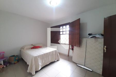Casa à venda com 350m², 7 quartos e 10 vagas Casa à venda com 350m², 7 quartos e 10 vagasQuarto 1