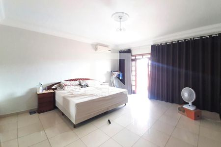 Casa à venda com 350m², 7 quartos e 10 vagas Casa à venda com 350m², 7 quartos e 10 vagasSuíte 2