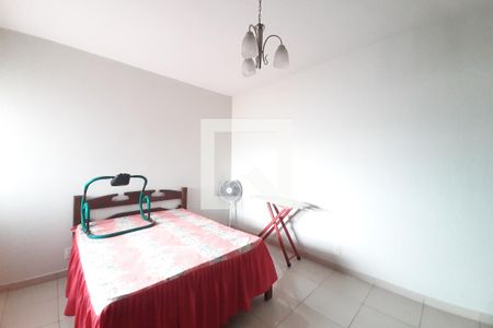 Casa à venda com 350m², 7 quartos e 10 vagas Casa à venda com 350m², 7 quartos e 10 vagasQuarto 5