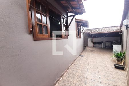 Casa à venda com 350m², 7 quartos e 10 vagas Casa à venda com 350m², 7 quartos e 10 vagasÁrea de Serviço