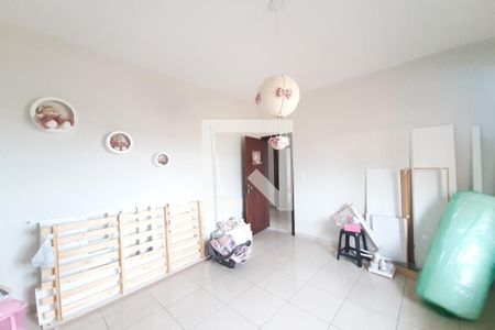 Casa à venda com 350m², 7 quartos e 10 vagas Casa à venda com 350m², 7 quartos e 10 vagasQuarto 4