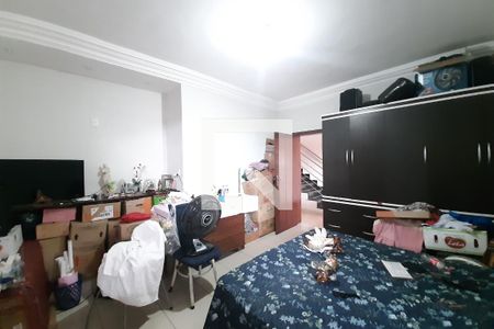 Casa à venda com 350m², 7 quartos e 10 vagas Casa à venda com 350m², 7 quartos e 10 vagasQuarto 2