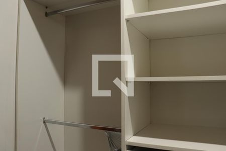 Casa à venda com 1400m², 2 quartos e 2 vagasCloset