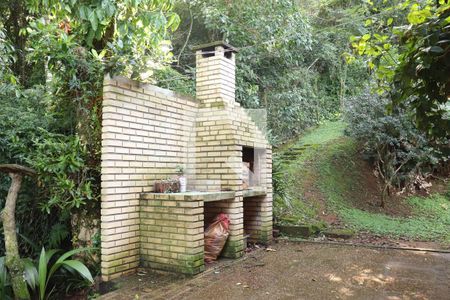 Casa à venda com 1400m², 2 quartos e 2 vagasÁrea comum - Churrasqueira