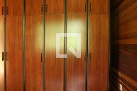 Casa à venda com 1400m², 2 quartos e 2 vagasQuarto 1