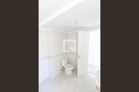 Casa de condomínio à venda com 227m², 3 quartos e 2 vagas Casa de condomínio à venda com 227m², 3 quartos e 2 vagasBanheiro do Quarto 3