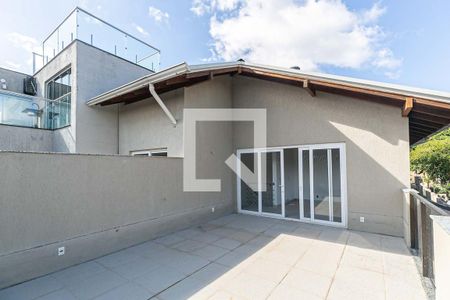 Casa de condomínio à venda com 227m², 3 quartos e 2 vagas Casa de condomínio à venda com 227m², 3 quartos e 2 vagasTerraço