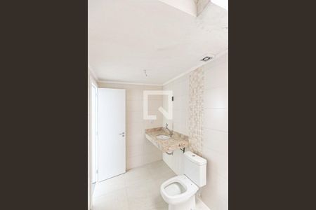 Casa de condomínio à venda com 227m², 3 quartos e 2 vagas Casa de condomínio à venda com 227m², 3 quartos e 2 vagasBanheiro 2