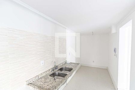Casa de condomínio à venda com 227m², 3 quartos e 2 vagas Casa de condomínio à venda com 227m², 3 quartos e 2 vagasCozinha