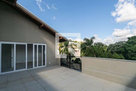 Casa de condomínio à venda com 227m², 3 quartos e 2 vagas Casa de condomínio à venda com 227m², 3 quartos e 2 vagasTerraço