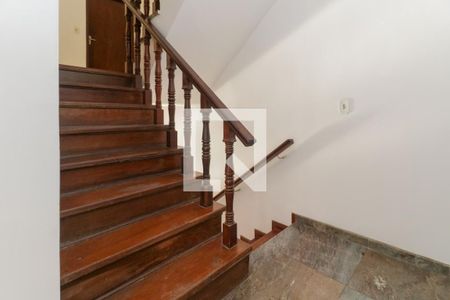 Entrada de casa para alugar com 3 quartos, 320m² em Sumaré, São Paulo