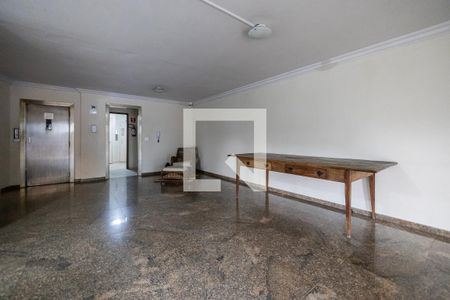 Apartamento à venda com 200m², 5 quartos e 3 vagasHall de entrada