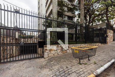 Apartamento à venda com 200m², 5 quartos e 3 vagasFachada do condomínio