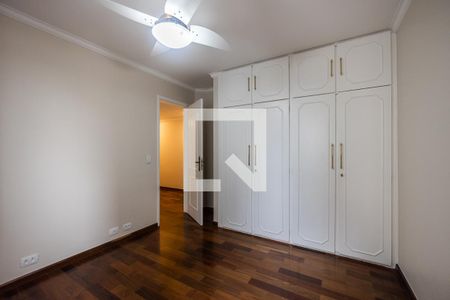 Apartamento à venda com 200m², 5 quartos e 3 vagasQuarto 2