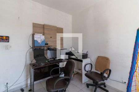 Casa à venda com 300m², 3 quartos e 2 vagas Casa à venda com 300m², 3 quartos e 2 vagasQuarto 2