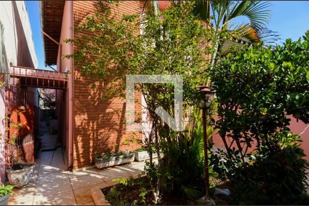 Casa à venda com 125m², 2 quartos e 1 vagaEntrada