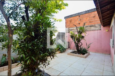 Casa à venda com 125m², 2 quartos e 1 vagaQuintal 