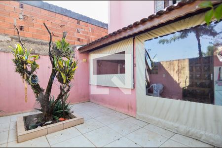 Casa à venda com 125m², 2 quartos e 1 vagaQuintal 