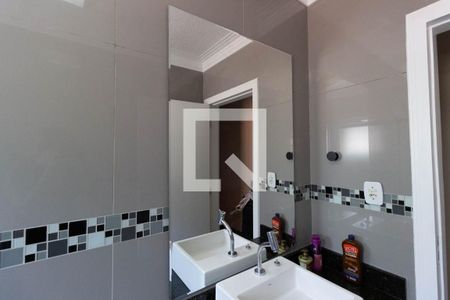 Casa à venda com 255m², 3 quartos e 3 vagas Casa à venda com 255m², 3 quartos e 3 vagasBanheiro