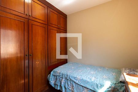 Casa à venda com 255m², 3 quartos e 3 vagas Casa à venda com 255m², 3 quartos e 3 vagasQuarto 2