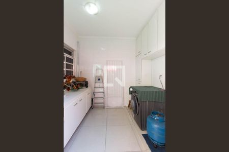 Casa à venda com 255m², 3 quartos e 3 vagas Casa à venda com 255m², 3 quartos e 3 vagasÁrea de serviço