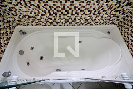 Apartamento à venda com 131m², 3 quartos e 2 vagasBanheiro do Quarto 1 - Suíte