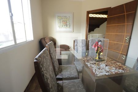 Casa para alugar com 300m², 4 quartos e 5 vagasSala 2