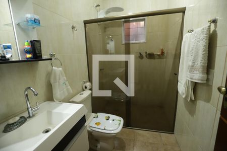 Casa para alugar com 300m², 4 quartos e 5 vagasBanheiro 1 