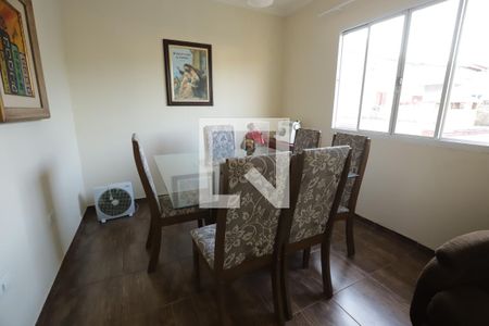 Casa para alugar com 300m², 4 quartos e 5 vagasSala 2