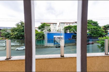 Casa à venda com 100m², 3 quartos e 1 vaga Casa à venda com 100m², 3 quartos e 1 vagaVista