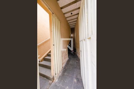 Casa à venda com 100m², 3 quartos e 1 vaga Casa à venda com 100m², 3 quartos e 1 vagaEntrada
