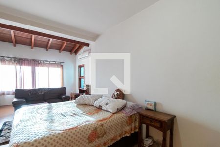 Casa à venda com 600m², 3 quartos e 3 vagas Casa à venda com 600m², 3 quartos e 3 vagasQuarto 1