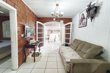 Sala de casa à venda com 4 quartos, 180m² em Morro do Espelho, São Leopoldo