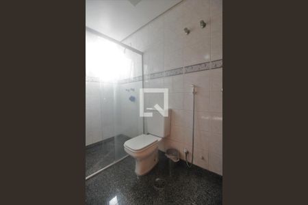 Apartamento à venda com 225m², 4 quartos e 3 vagasBanheiro da Suíte 1