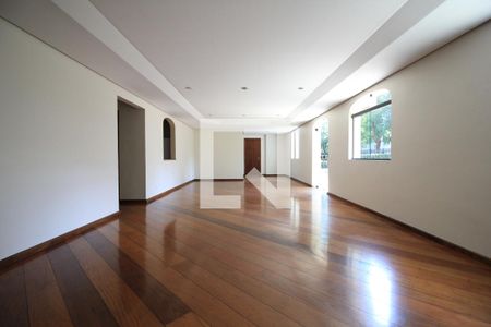 Apartamento à venda com 225m², 4 quartos e 3 vagasÁrea comum - Salão de festas