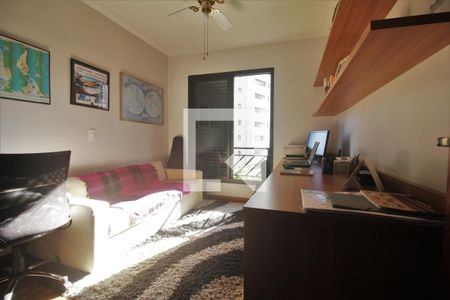 Apartamento à venda com 225m², 4 quartos e 3 vagasQuarto 2