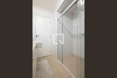Apartamento à venda com 217m², 3 quartos e 1 vaga Apartamento à venda com 217m², 3 quartos e 1 vagaBanheiro Social