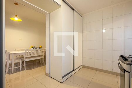 Apartamento à venda com 217m², 3 quartos e 1 vaga Apartamento à venda com 217m², 3 quartos e 1 vagaCozinha