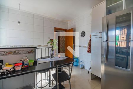 Casa à venda com 200m², 3 quartos e 8 vagasCozinha
