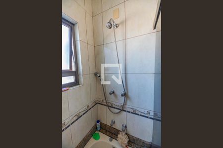 Casa à venda com 200m², 3 quartos e 8 vagasBanheiro da Suíte 1