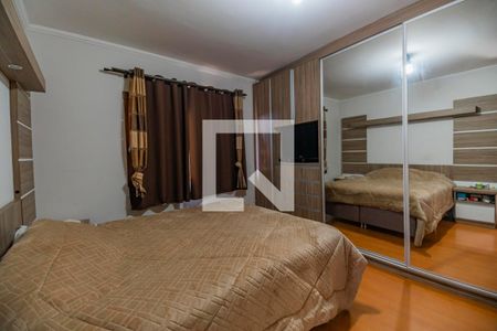 Casa à venda com 200m², 3 quartos e 8 vagasSuíte 1