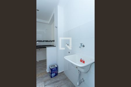 Casa de condomínio para alugar com 46m², 2 quartos e sem vaga Casa de condomínio para alugar com 46m², 2 quartos e sem vagaÁrea de Serviço