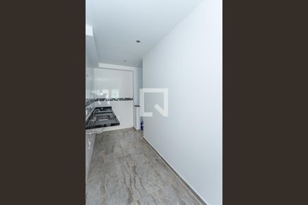 Casa de condomínio para alugar com 46m², 2 quartos e sem vaga Casa de condomínio para alugar com 46m², 2 quartos e sem vagaCozinha