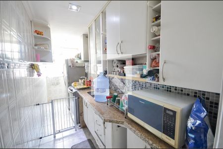 Apartamento à venda com 180m², 4 quartos e 2 vagas Apartamento à venda com 180m², 4 quartos e 2 vagasCozinha