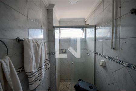 Apartamento à venda com 180m², 4 quartos e 2 vagas Apartamento à venda com 180m², 4 quartos e 2 vagasBanheiro da Suite