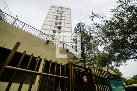 Apartamento à venda com 180m², 4 quartos e 2 vagas Apartamento à venda com 180m², 4 quartos e 2 vagasFachada