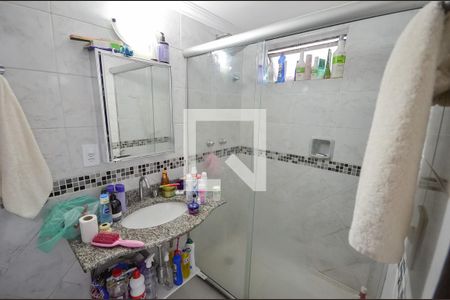 Apartamento à venda com 180m², 4 quartos e 2 vagas Apartamento à venda com 180m², 4 quartos e 2 vagasBanheiro 2