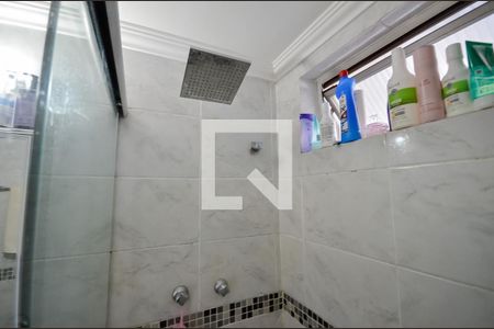 Apartamento à venda com 180m², 4 quartos e 2 vagas Apartamento à venda com 180m², 4 quartos e 2 vagasBanheiro 2